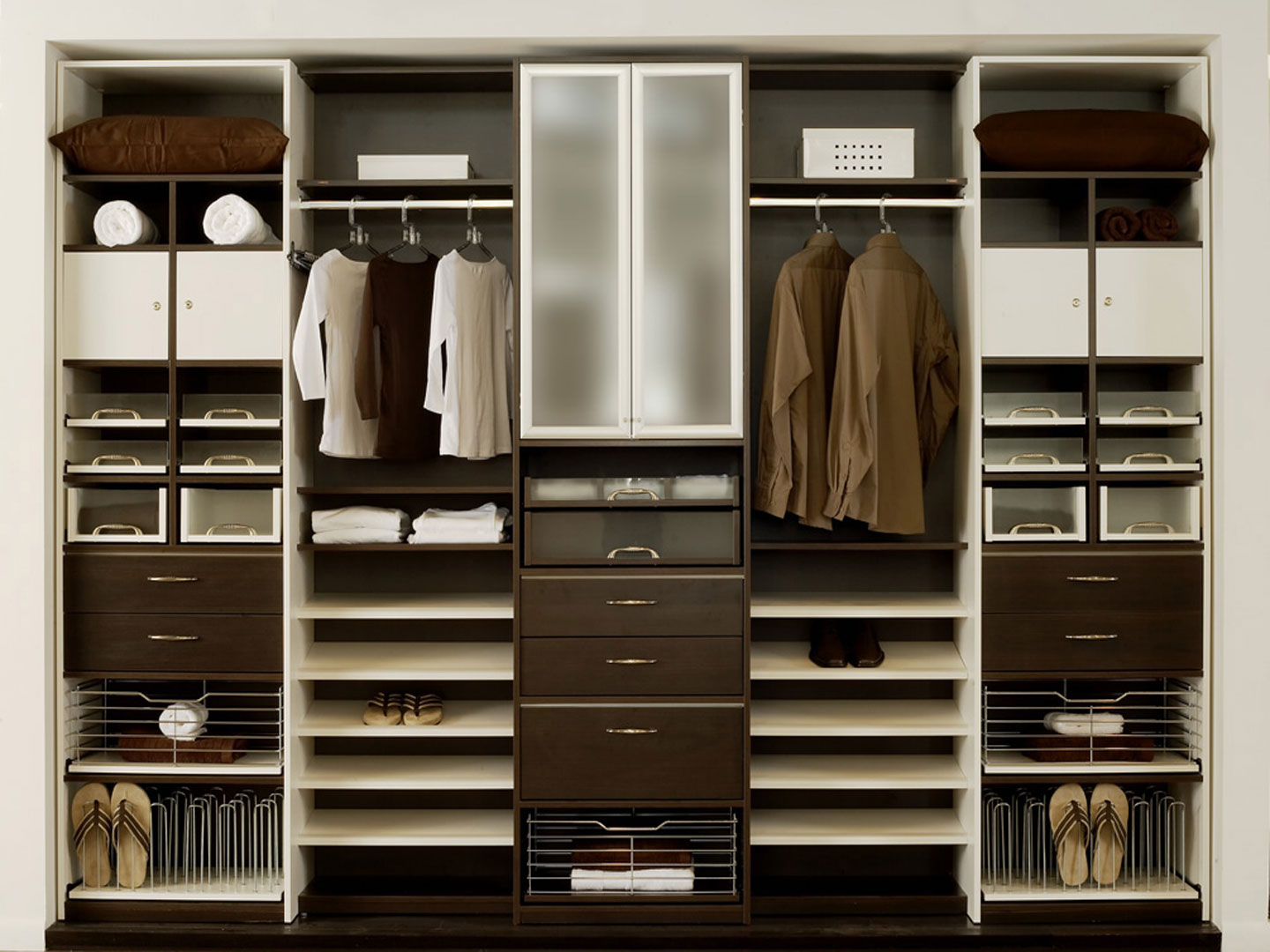 Custom-Closets-21